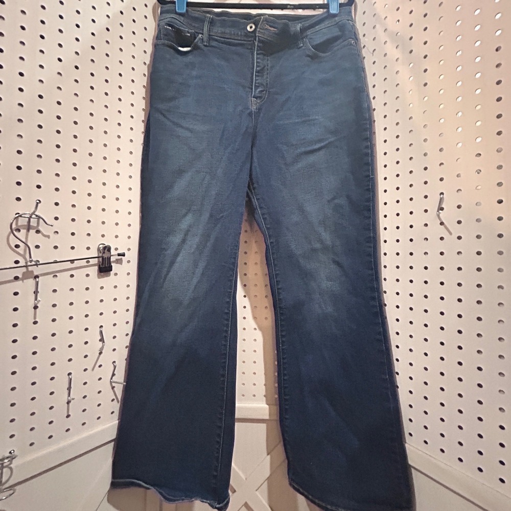 Levi's Women's Classic Bootcut‎ Jeans Dark Wash Size 12